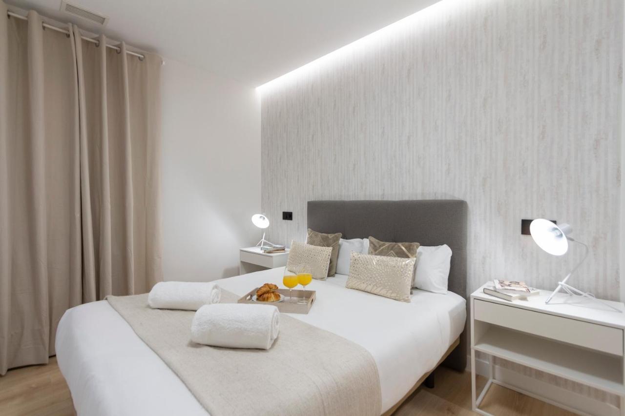 Dobohomes - Ibiza Madrid Kültér fotó