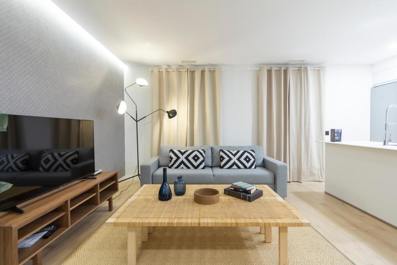 Dobohomes - Ibiza Madrid Kültér fotó